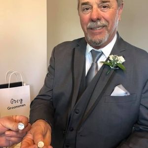 Meet your Posher, Bruce